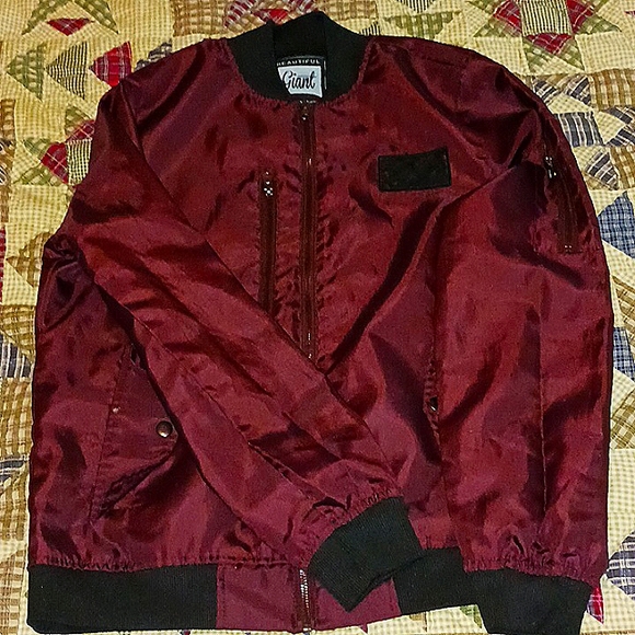 Beautiful giant bomber jacket - Picture 1 of 3
